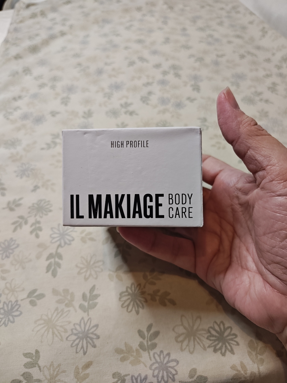 IL MAKIAGE High Profile Anti Aging Firm & Smooth Neck Treatment 50 Mg NIB